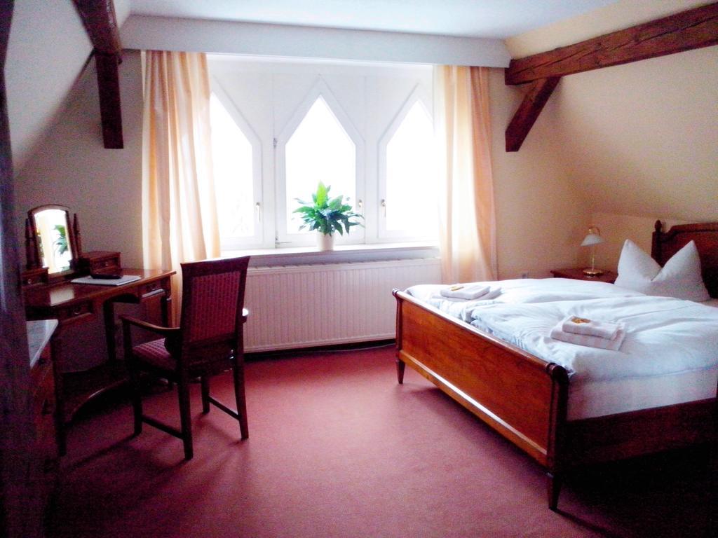 Pension & Gastehaus Villa Kuhn Zeitz Pokoj fotografie